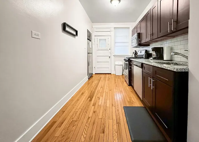 Apartment 3br Spacious In - Newgard Rep Chicago
