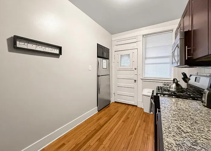 Apartment 3br Spacious In - Newgard Rep Chicago