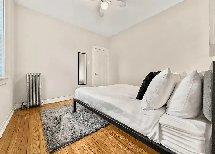 3br Spacious In - Newgard Rep *