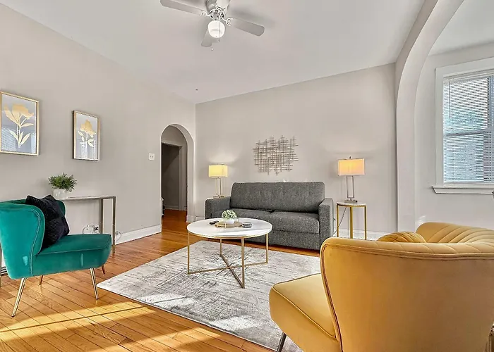 3br Spacious In - Newgard Rep *