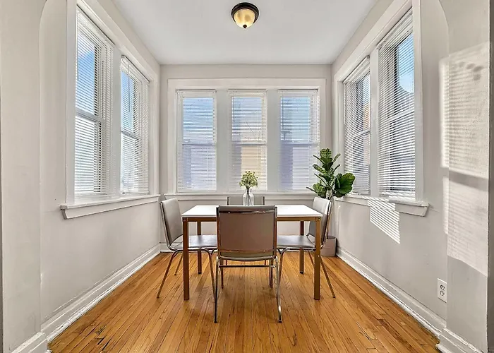 Apartment 3br Spacious In - Newgard Rep Chicago